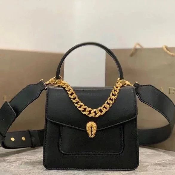 BVLGARI Bag Top version 【Original Quality】2021New Women's Bag Limited Edition Snake Head Buckle Red Enamel Snake Eye Women's Shoulder Bag/Crossbody Handbag Bag Decorated with a Snake's Head Naza Same Product Detachable Shoulder Strap