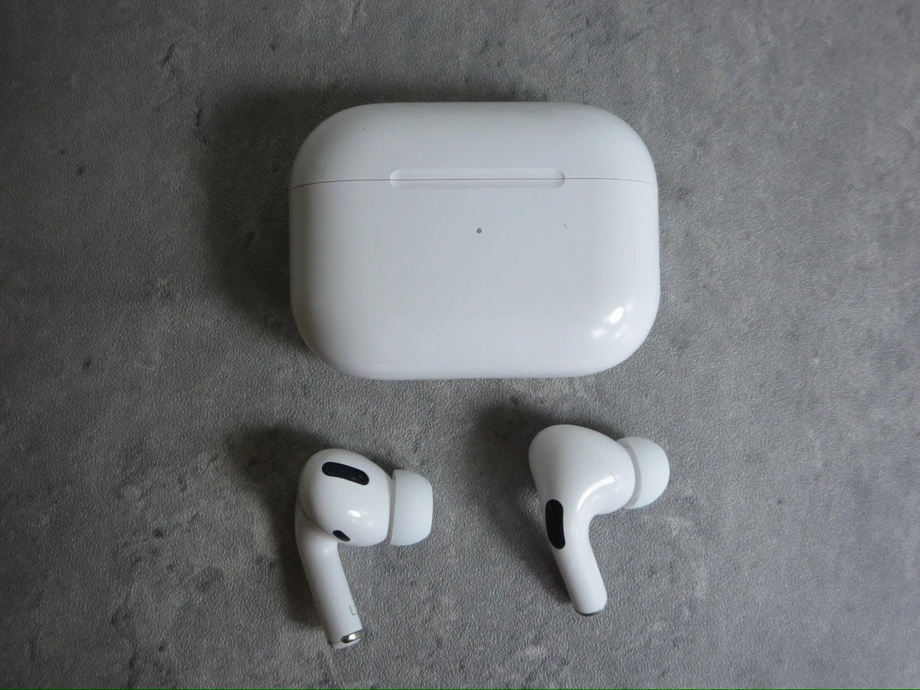 Apple AirPods SerialPro1stgoodqualit