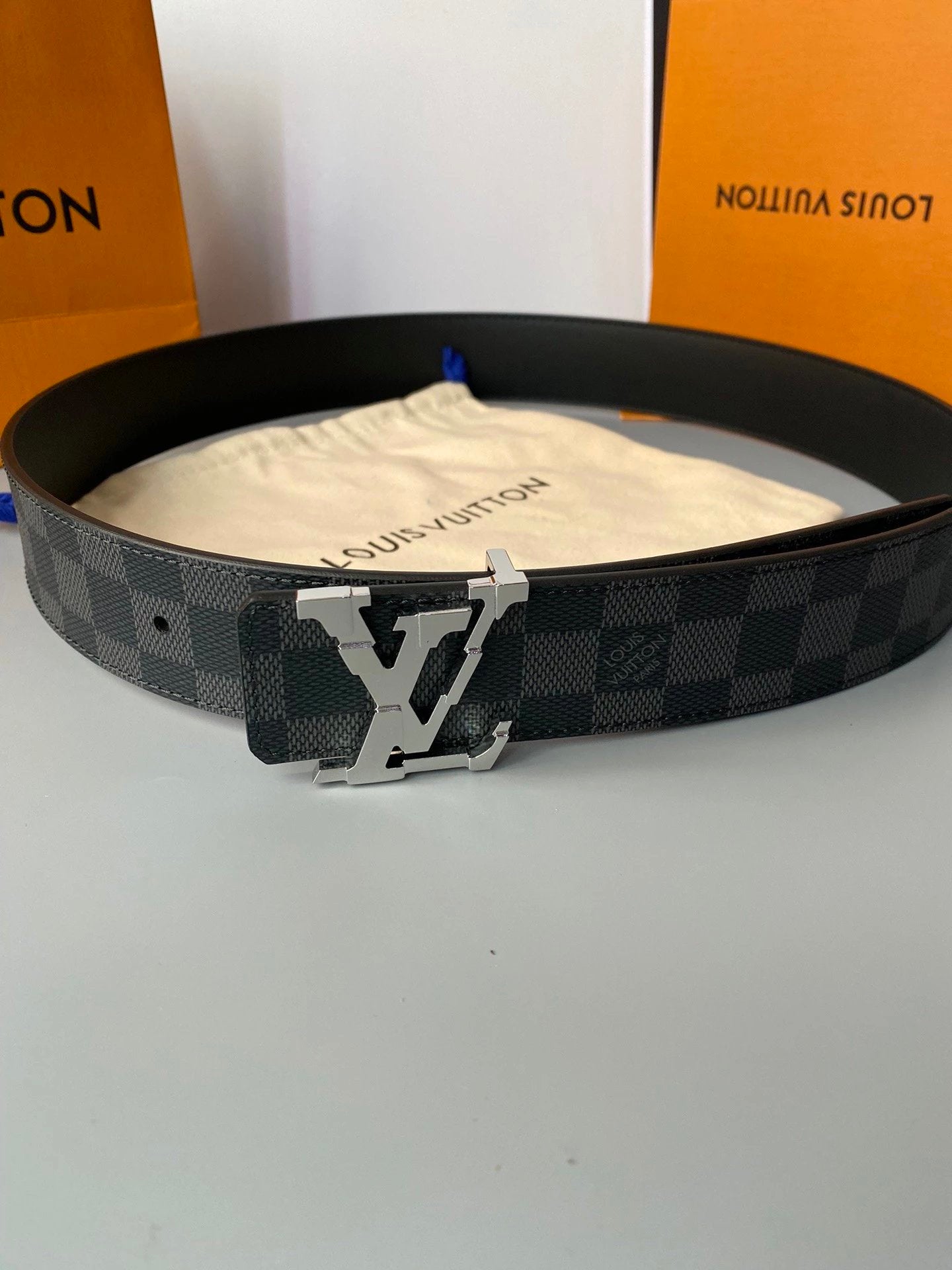 Louis Vuitton LV Belt Top version Counter Quality】The Most New Belt4.0cm Men's Belt Metal Buckle Men's Leather Belt with Classic Presbyopic Checkered Belt with Genuine Goods Packaging in and out of the Counter No Problem Versatile Casual Fashion Formal Do