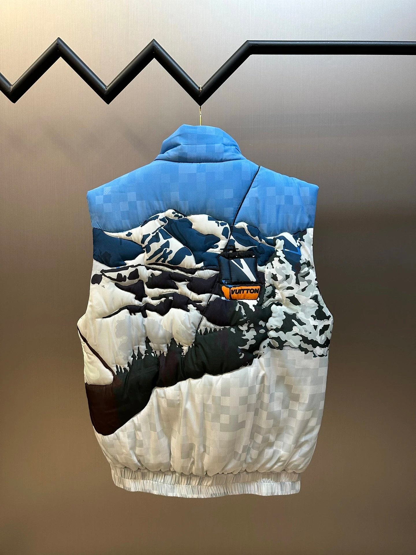 Louis Vuitton LV Jackets Ski Series Sleeveless Stitched Vest Unisex Sleeveless Jacket Winter Warm Thickened Sports Casual Loose Versatile