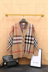 Burberry Sweater Color Block Plaid Cardigan Sweater Coat Unisex Outerwear Long Sleeve Soft Lazy Style OS Loose Fit Thickened Versatile Casual Wear for Both Inner and Outer Layering