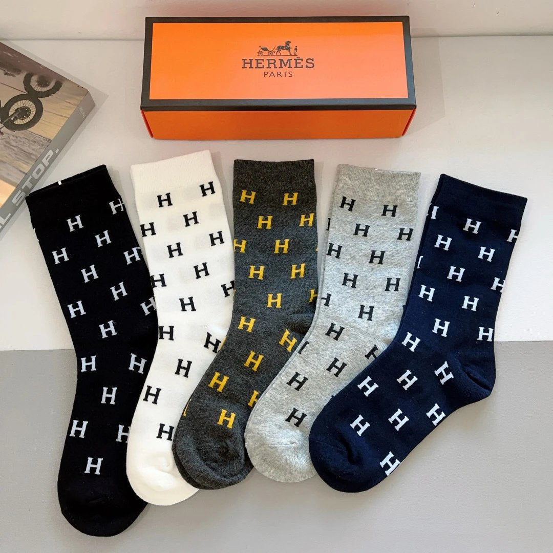 Hermes Sock 【a Box5Double】Classic Jacquard logo Breathable and Stylish Pure Cotton Mid-Calf Socks25ss New Cotton Socks Thin Business Sports Casual Spring Summer Autumn Versatile Deodorant Sweat-Absorbing