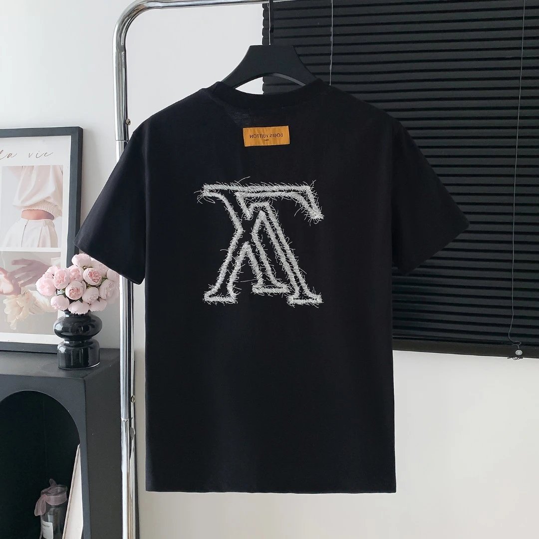Louis Vuitton LV T-shirt Back Embroidery Large logo round Neck Short Sleeve25ss New Pure Cotton Unisex Style T T-shirt OS Loose Fit Base Shirt Top Half Sleeve T-Shirt