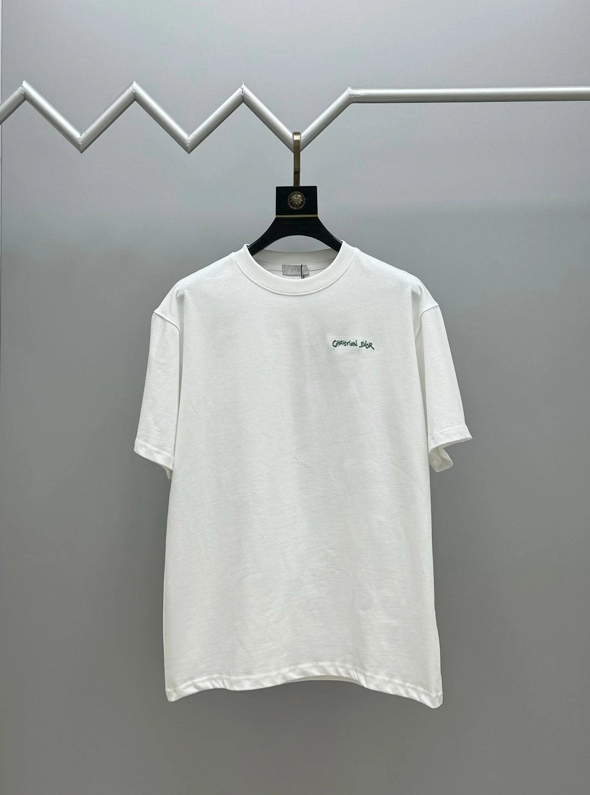 Dior T-shirt Chest Embroidery with Cursive Script logo round Neck Short Sleeve25ss New Pure Cotton Unisex Style T T-shirt OS Loose Fit Base Shirt Short Sleeve Top T-Shirt