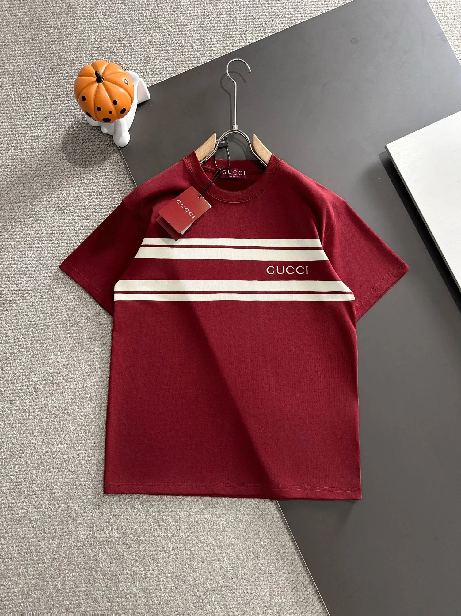 Gucci T-shirt Chest Letter Embroidery logo round Neck Short Sleeve25ss New pure cotton T Unisex T-Shirt OS Drop Shoulder Loose Fit Base Shirt Top T-Shirt Short Sleeve