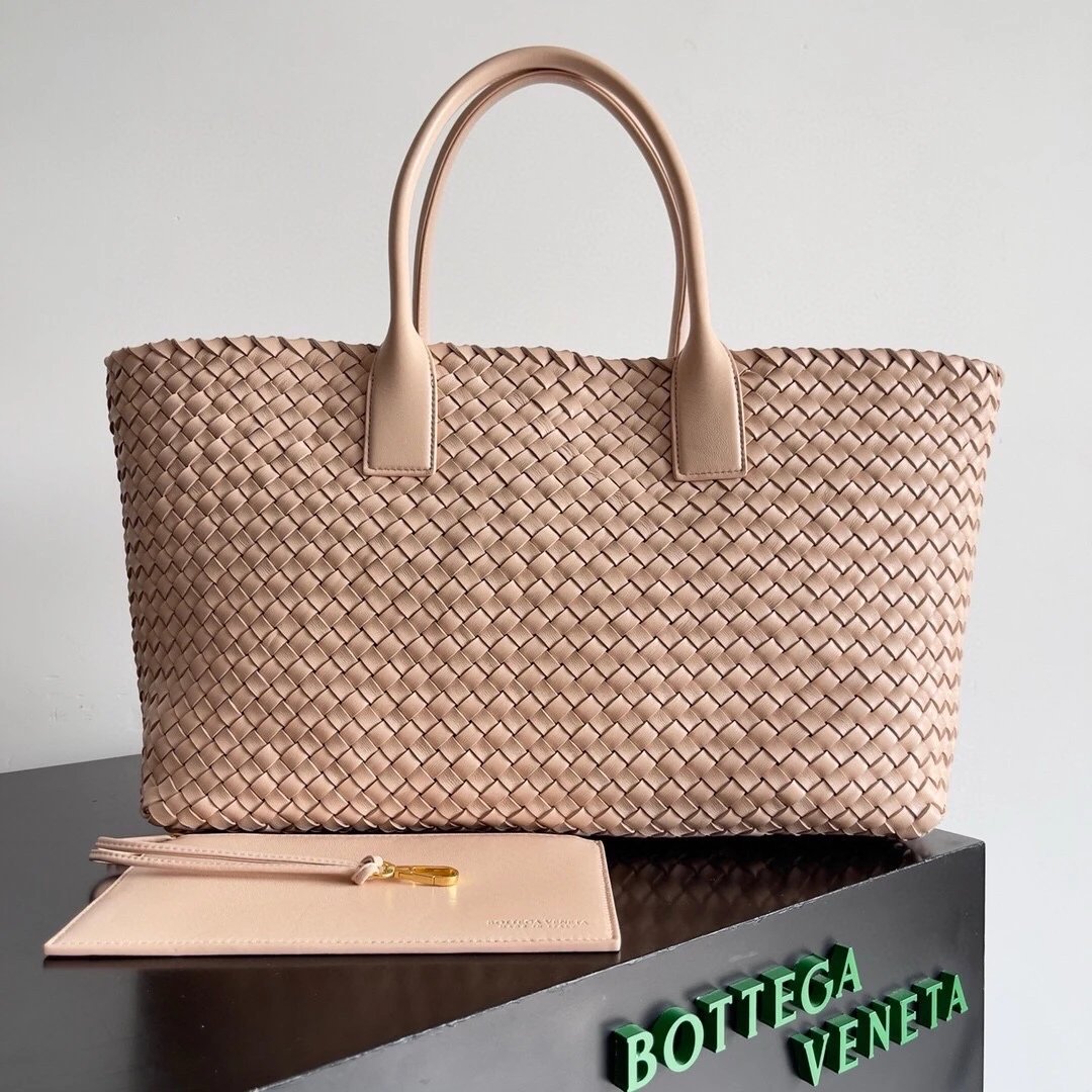 Bottega Veneta Women's Bag Top version 【Surrogate Shopping Edition】New Arrival MiniCabat Limited Mini Basket Tote Cabat Woven Bag Portable Shopping Basket Bag Woven Vegetable Basket New Woven Shopping Basket Bag Treasure Dish Jia Woven Oversized Shopping