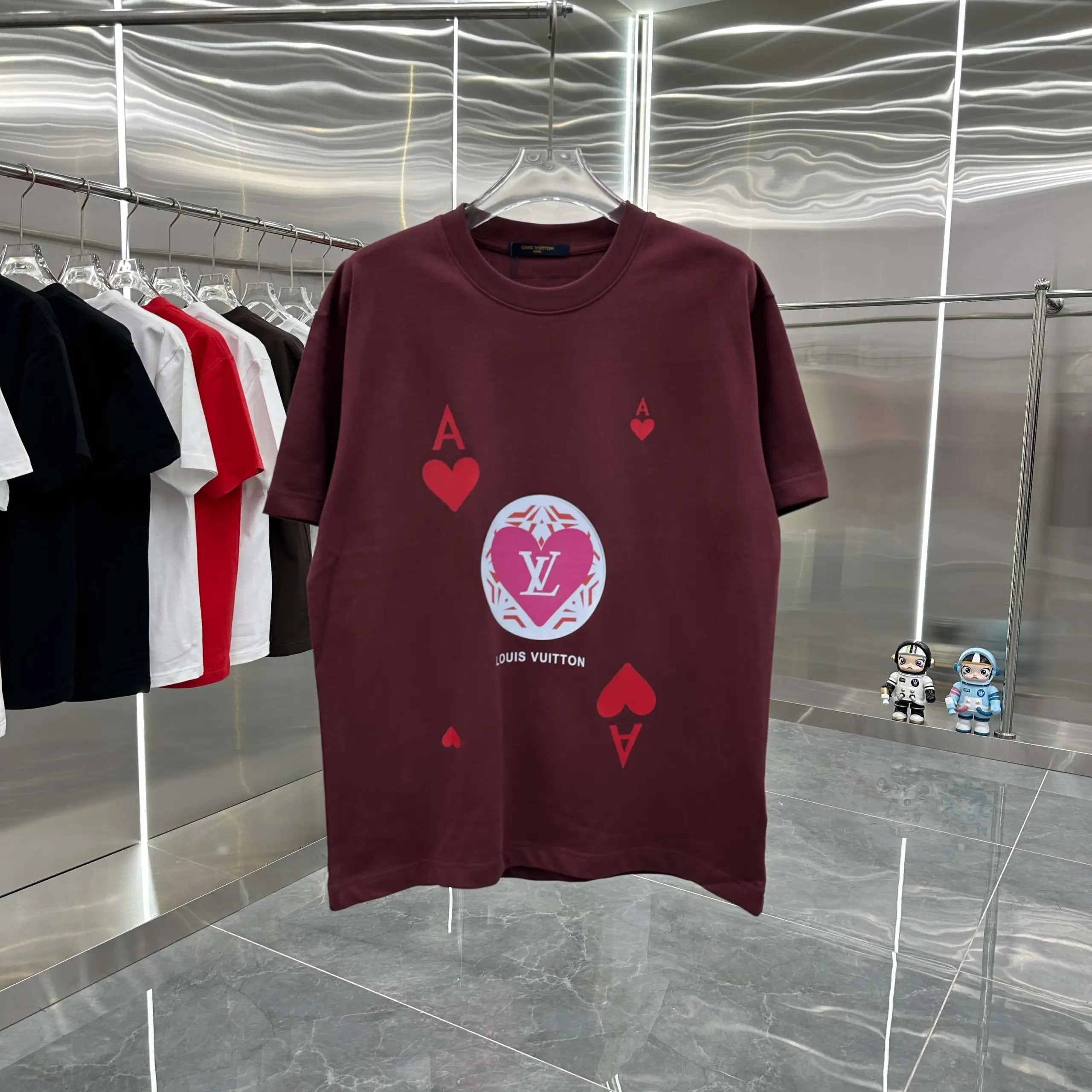 Louis Vuitton LV T-shirt Heart Print on the Chest logo round Neck Short Sleeve25ss New Pure Cotton Unisex Style T T-shirt OS Loose Fit Base Shirt Short Sleeve Top T-Shirt