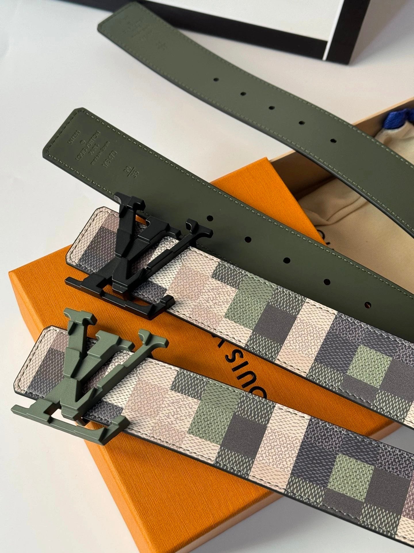 Louis Vuitton LV Belt Top version The Original Counter Quality Order Is up to New Belt4.0cm Men's Belt Metal Buckle Men's Leather Belt with Classic Presbyopic Checkered Belt with Genuine Goods Packaging No Problem in and out of the Counter Versatile Casua