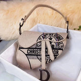 Dior Women's Bag Top version 【】New Cotton and Linen Messenger Bag Saddle Medium Jute Embroidery Saddle Bag Horseshoe Bag Clutch Jute Canvas Embroidery Diana Bag LadyD-Lite Handbag Tote Bag New Women's Bag