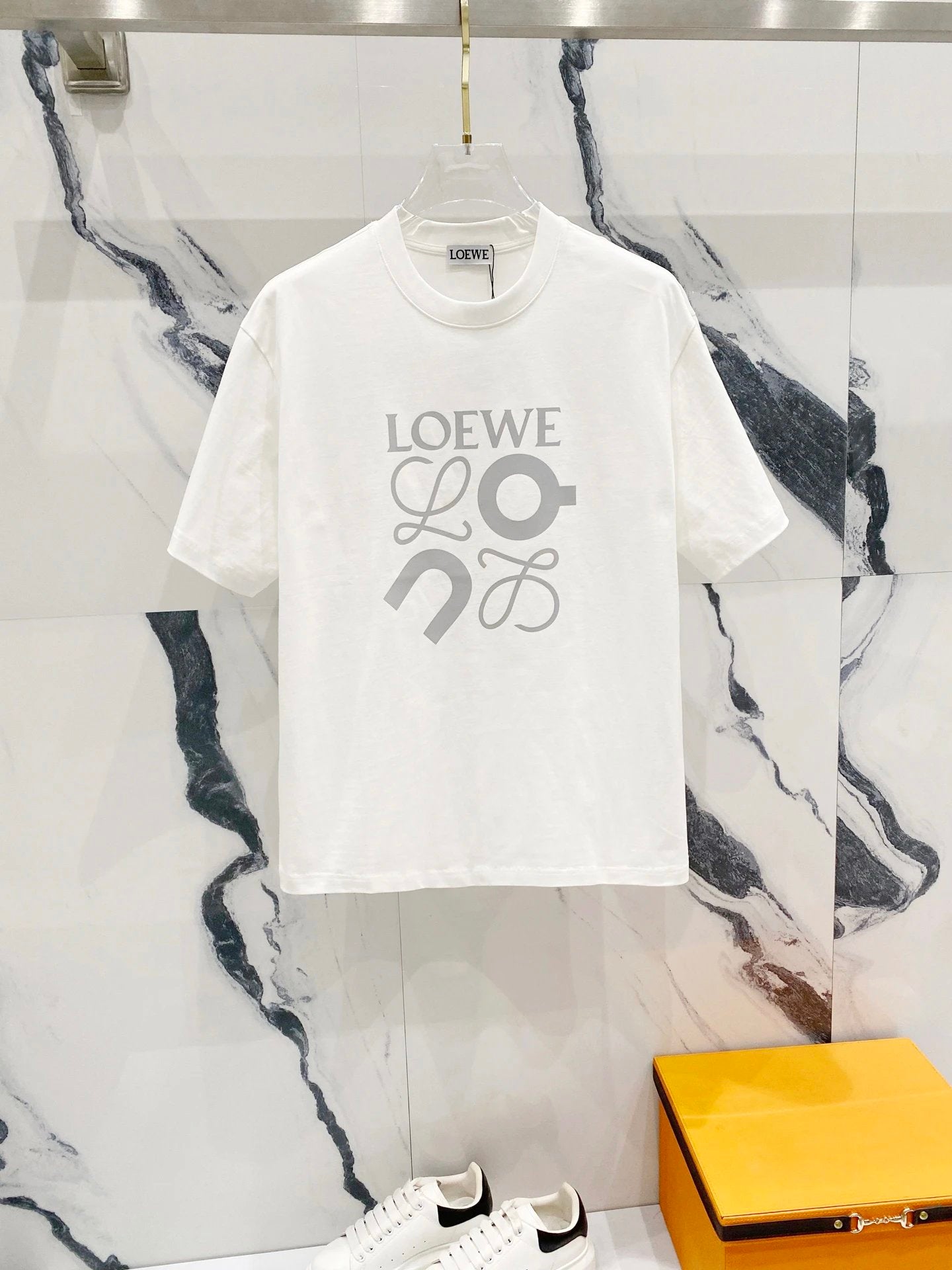 LOEWE T-shirt Front and Back Personalized Letter Print logo round Neck Short Sleeve25ss New pure cotton T Unisex T-Shirt OS Loose Fit Base Shirt Top Half Sleeve T-Shirt