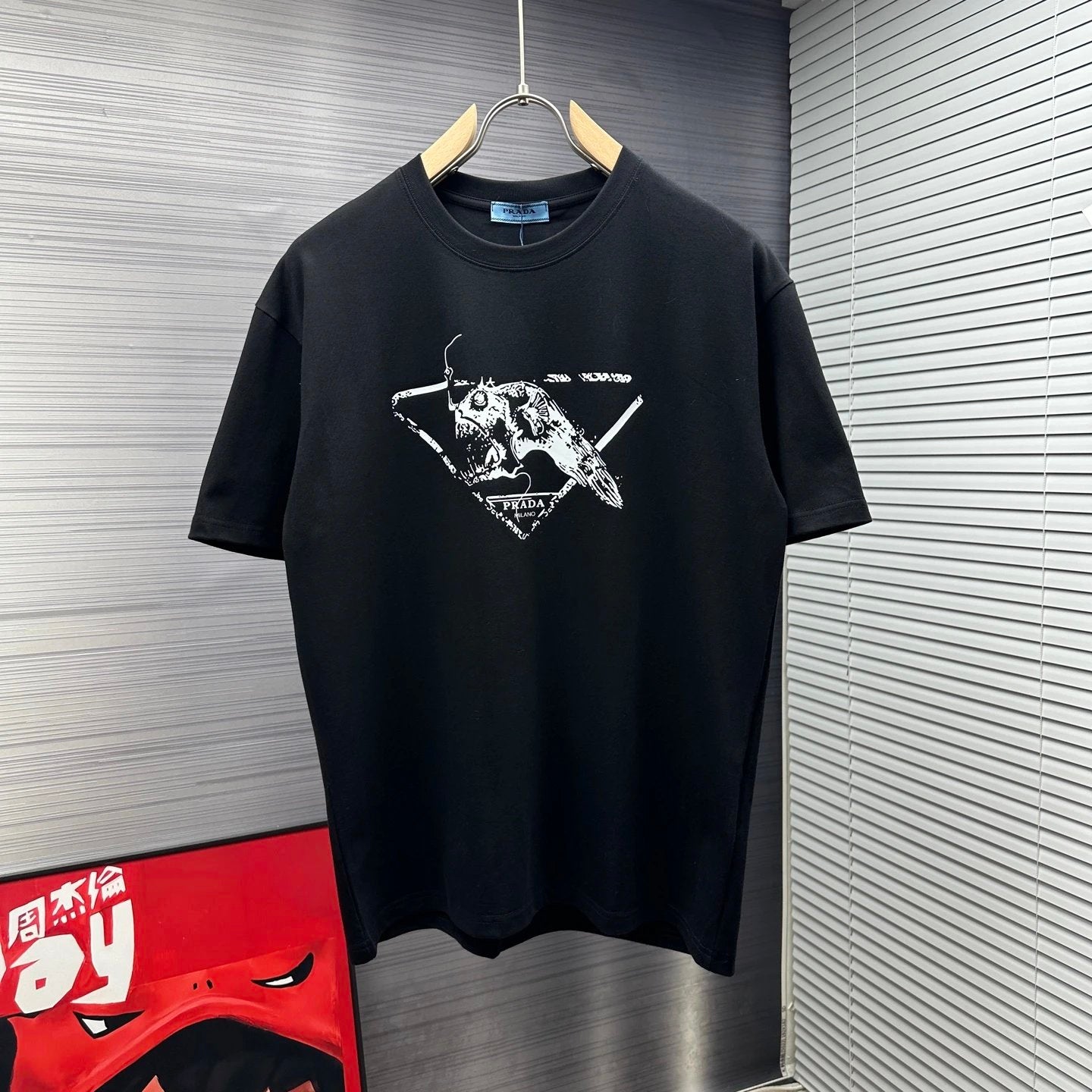 PRADA T-shirt Chest Pipe Print ogo round Neck Short Sleeve25ss New pure cotton T Unisex T-Shirt OS Loose Fit Base Shirt Top Half Sleeve T-Shirt