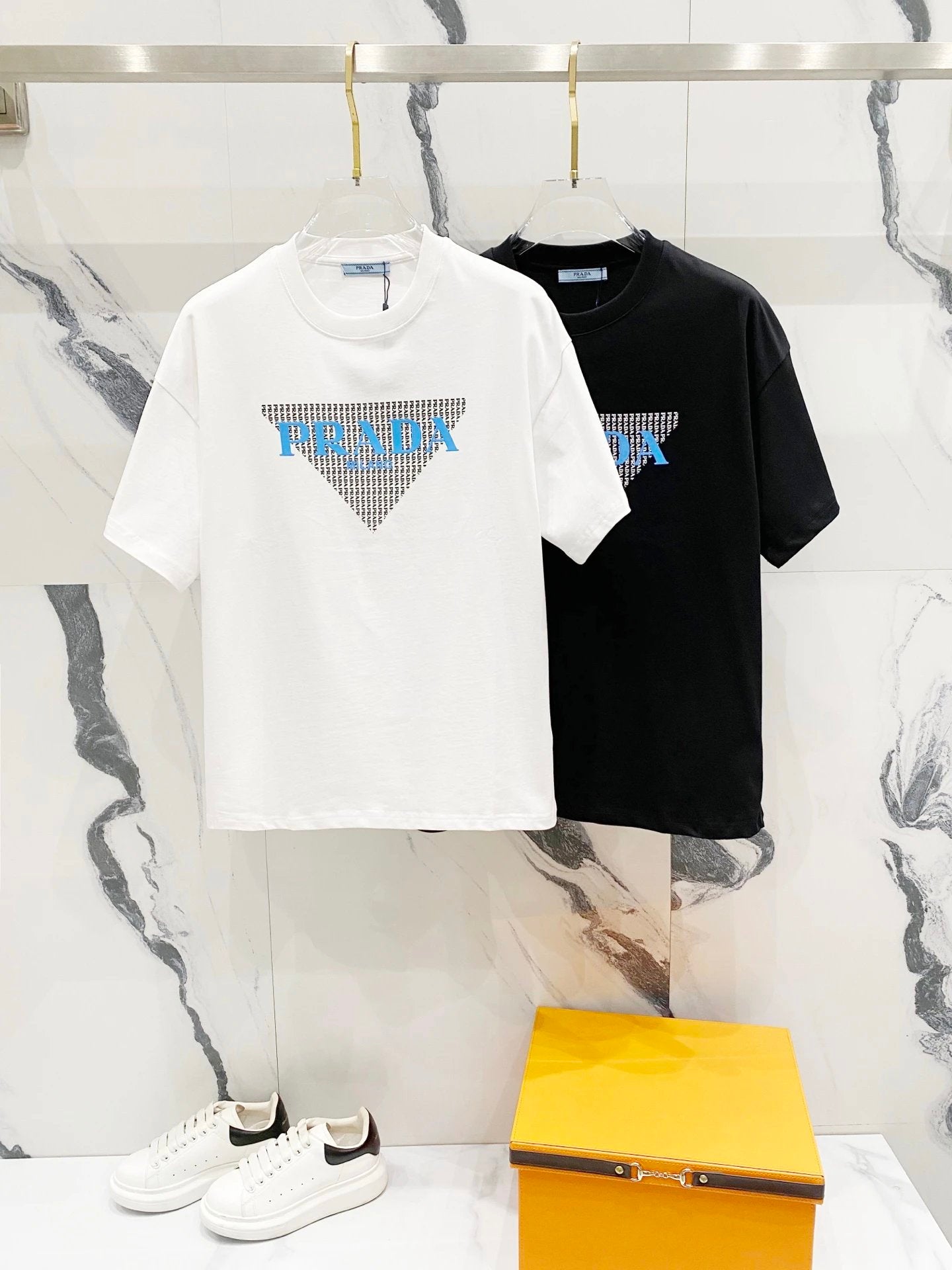PRADA T-shirt Small Letter Overlapping Triangle Logo Print logo round Neck Short Sleeve25ss New Pure Cotton Unisex Style T T-shirt OS Loose Fit Base Shirt Half Sleeve T-Shirt Top Half Sleeve