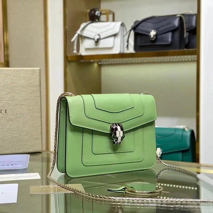 BVLGARI Bag Top version 【Original Leather】2022Spring and Summer New Color Avocado Green SerpentiForever Handbag Bag Decorated with a Snake's Head File Holder Chain Bag Portable Shoulder Messenger Bag Women's Bag