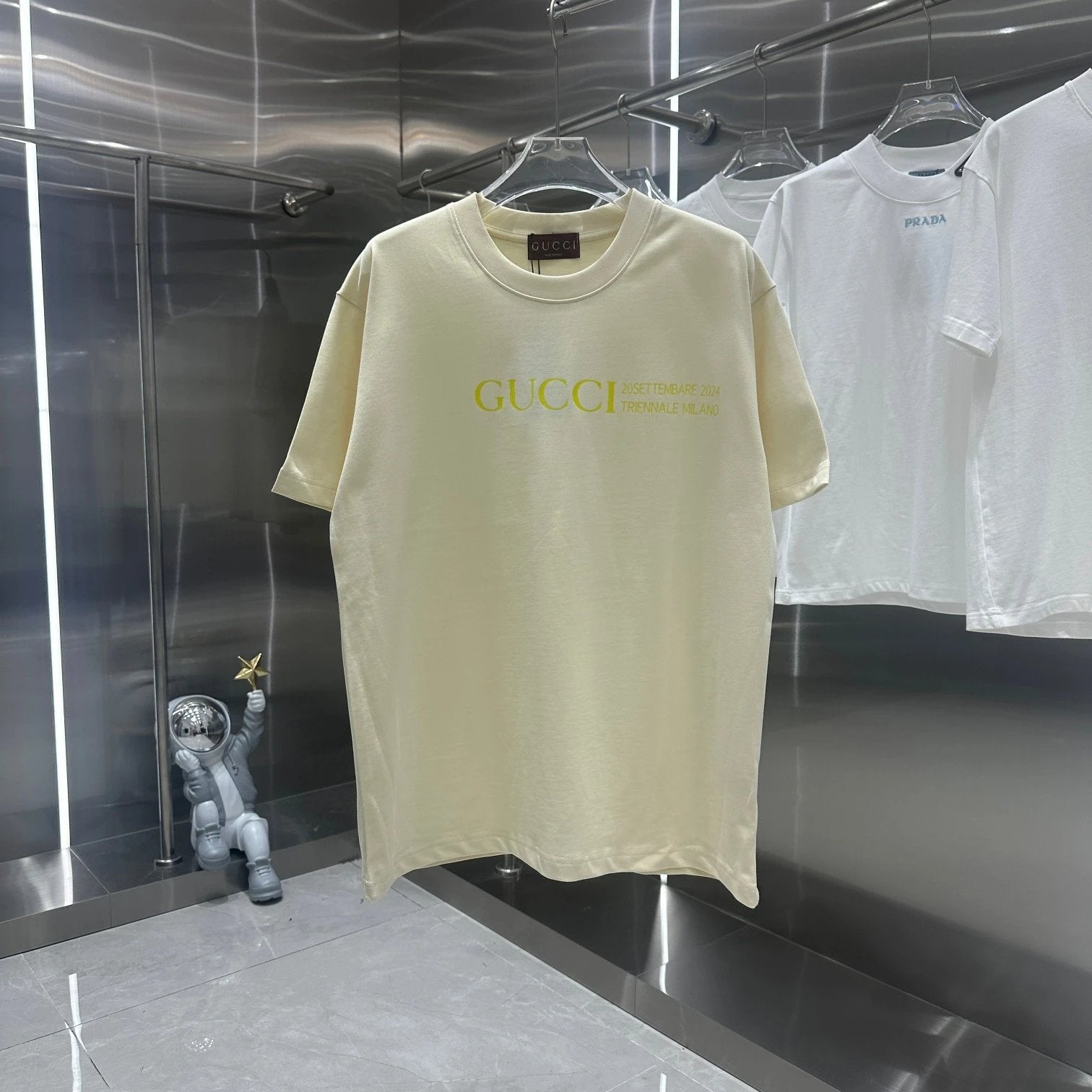 Gucci T-shirt Unique Chest Print logo round Neck Short Sleeve25ss New Pure Cotton Unisex Style T T-shirt OS Loose Fit Base Shirt Top Half Sleeve T-Shirt