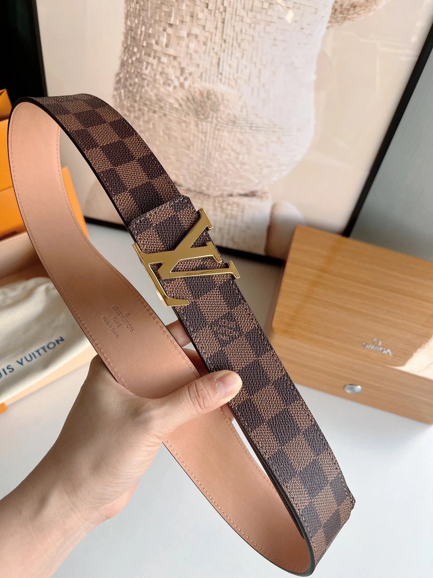 Louis Vuitton LV Belt Top version The Most New Belt4.0cm Men's Belt Metal Buckle Men's Leather Belt with Classic Presbyopic Checkered Belt with Genuine Goods Packaging