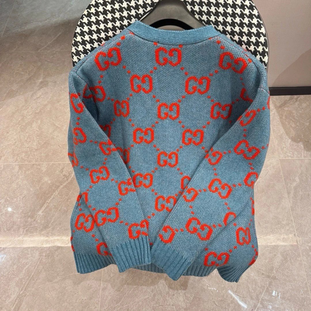 Gucci Sweater v Vintage British Style Cardigan Coat Retro Youthful College Style Full Orange Red GG Alphabet Crochet Sweater Unisex