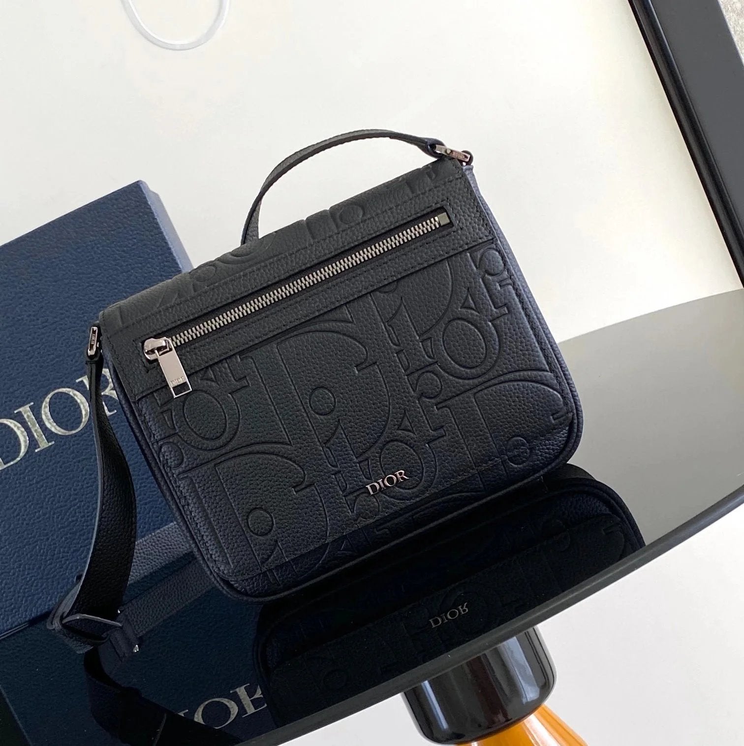 Dior Men's Bag Top version 【Grade Surrogate Shopping Original Leather】2024New Gravlty Series Messenger Bag Original Calfskin Men's Shoulder Messenger Bag