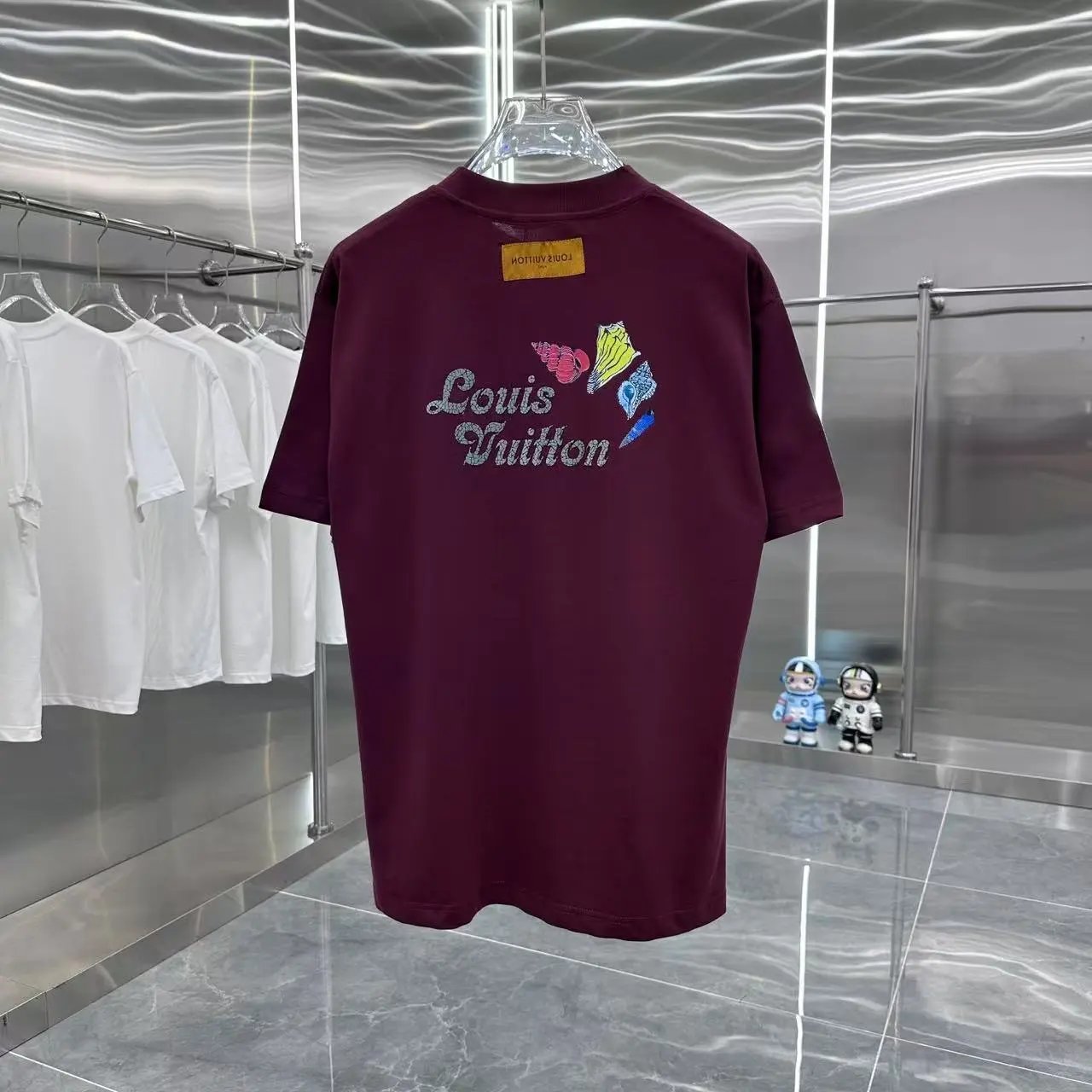 Louis Vuitton LV T-shirt Back Letter Shell Pattern Print logo round Neck Short Sleeve25ss New Pure Cotton Unisex Style T T-shirt OS Loose Fit Base Shirt Top Half Sleeve T-Shirt
