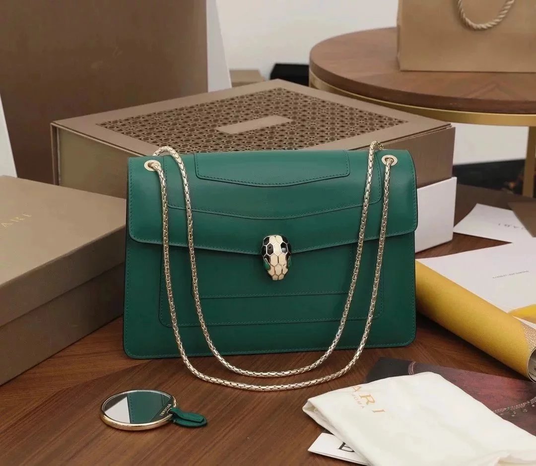 BVLGARI Bag Top version SerpentiForever Classic Emerald Cowhide Bag Decorated with a Snake's Head File Holder Chain Bag Portable Shoulder Messenger Bag Women's Bag