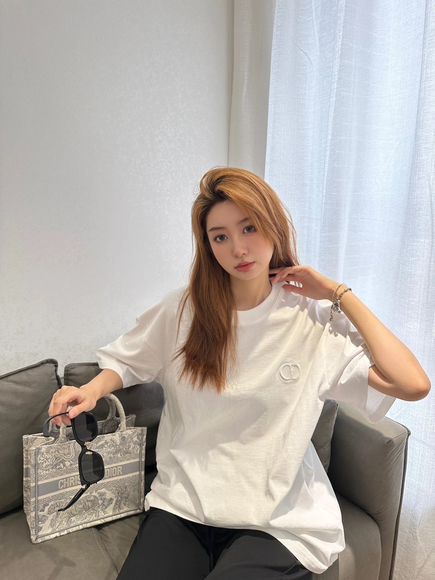 Dior T-shirt 25ss New pure cotton T Unisex T-Shirt OS Loose Fit Base Shirt Top Half Sleeve T-Shirt