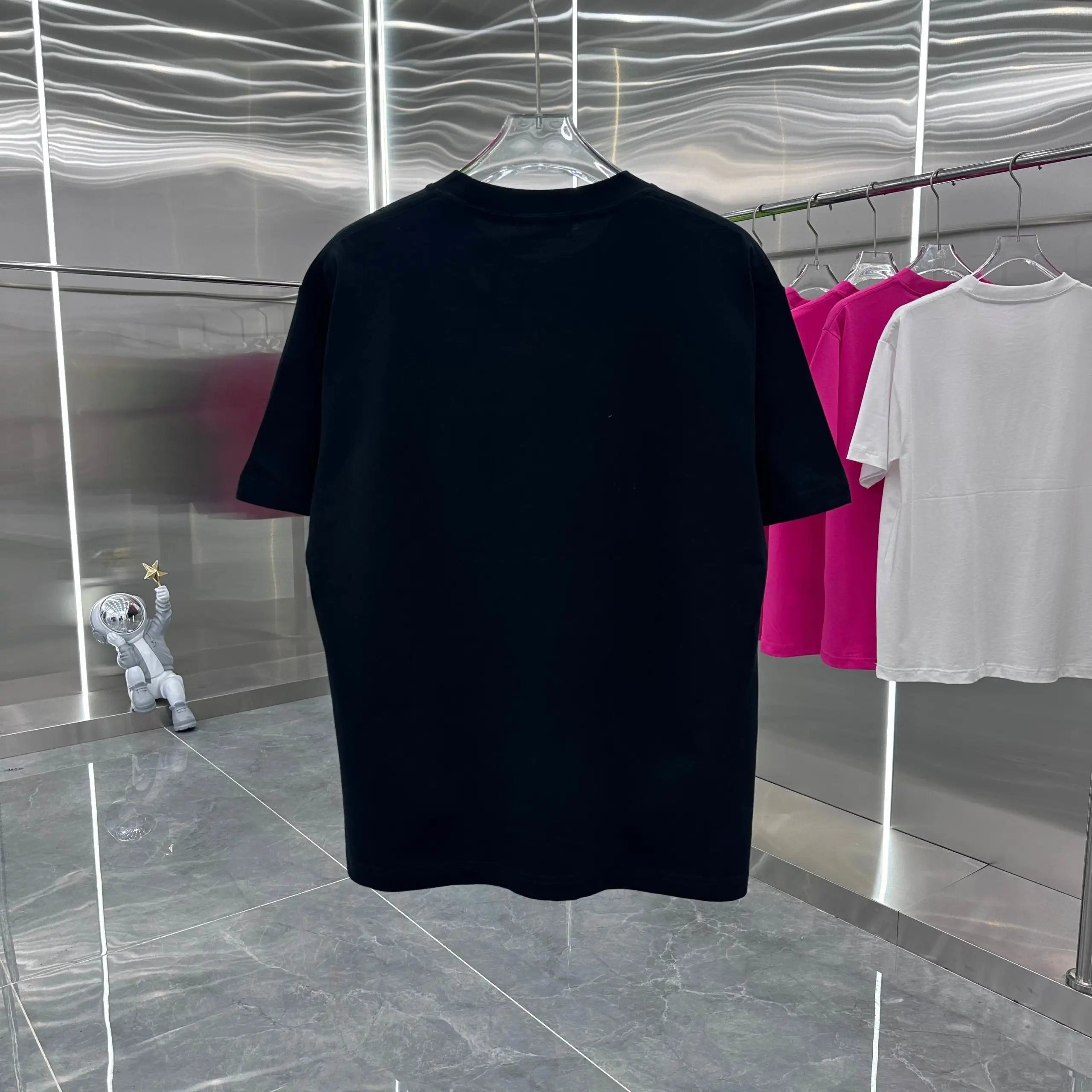 Gucci T-shirt Large Brand Letter Print on Chest logo round Neck Short Sleeve25ss New pure cotton T Unisex T-Shirt OS Drop Shoulder Loose Fit Base Shirt Top T-Shirt Short Sleeve