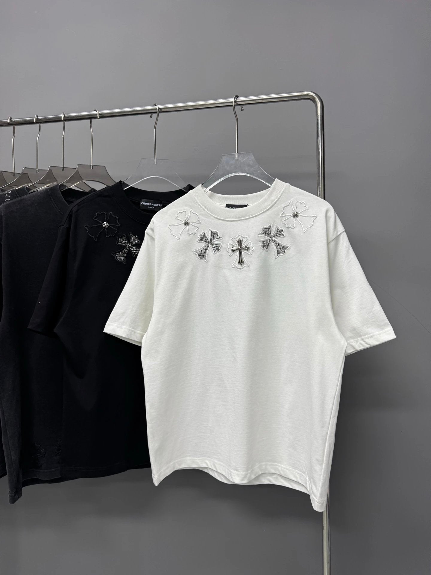 Chrome Hearts T-shirt Hotfix Rhinestone Hardware logo round Neck Short Sleeve25ss New pure cotton T Unisex T-Shirt OS Loose Fit Base Shirt Top Half Sleeve T-Shirt