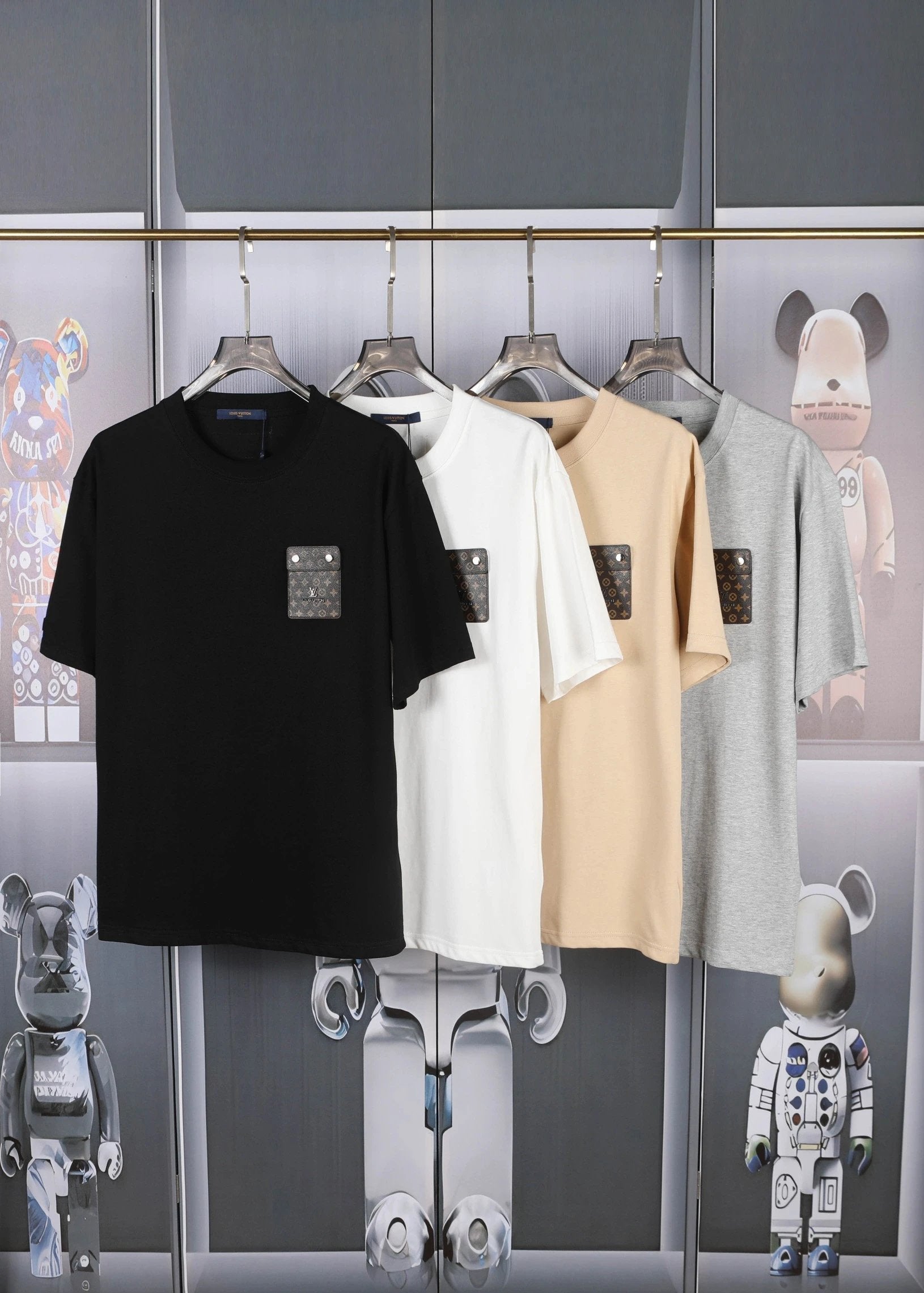 Louis Vuitton LV T-shirt Leather Pocket on the Chest logo round Neck Short Sleeve25ss New Pure Cotton Unisex Style T T-shirt OS Loose Fit Base Shirt Short Sleeve T-Shirt Top