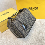 FENDI Women's Bag Top version New Mini Presbyopic Women's Bag Vintage Zhonggu Lunch Box Bag Women's Original Single Portable Cosmetic Bag Shoulder Crossbody Bag