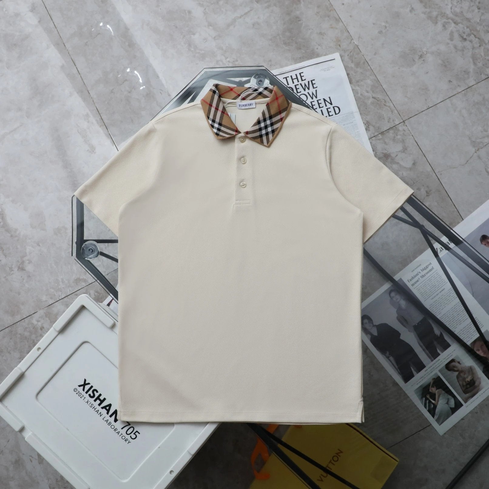 Burberry T-shirt Plaid Collar Pattern logo Embroidery POLO Shirt Lapel Short Sleeve25ss New Unisex Style OS Loose T Summer Half Sleeve Business Shirt Plus Size T-Shirt