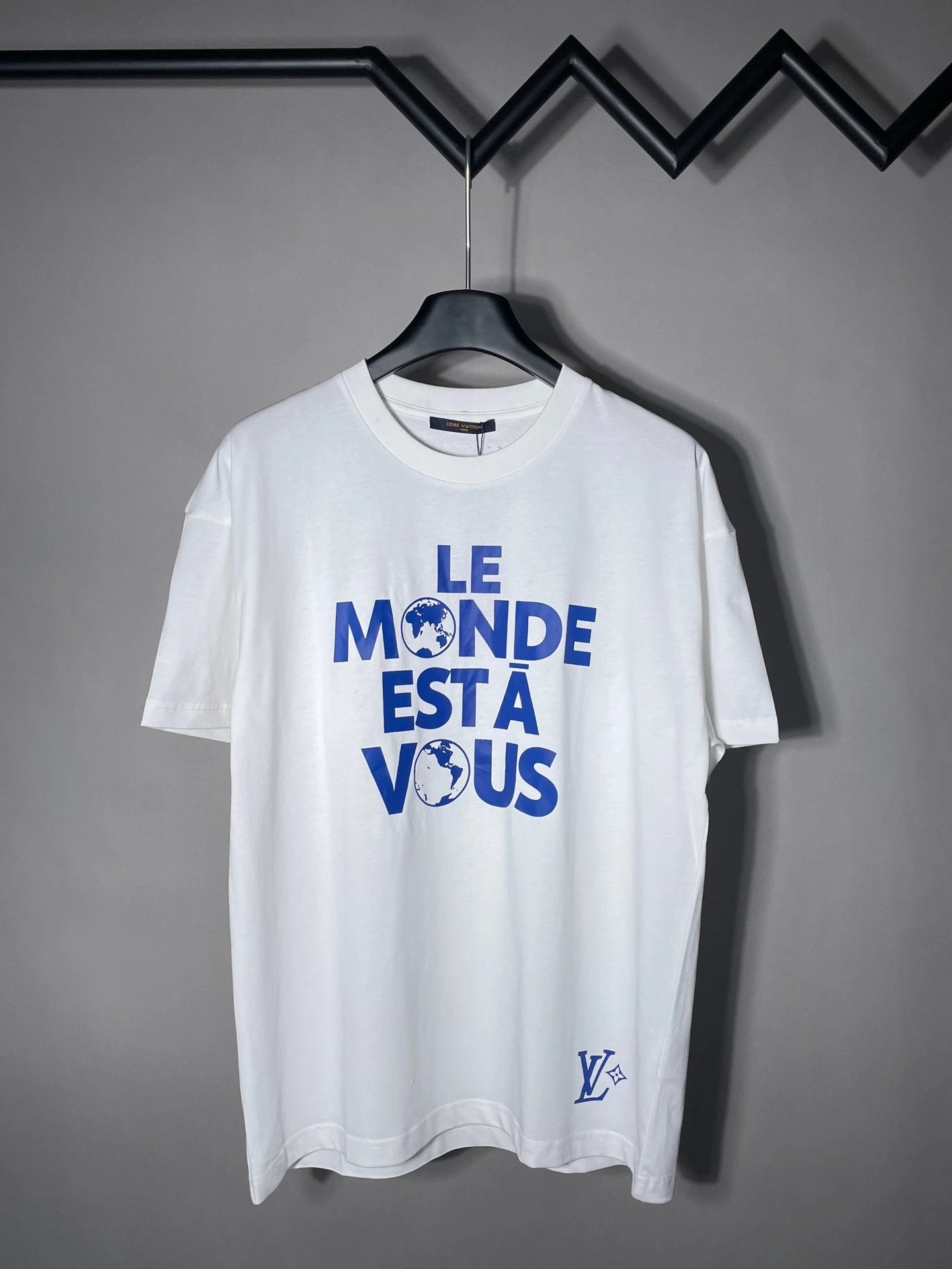 Louis Vuitton LV T-shirt 25ss New pure cotton T Unisex T-Shirt OS Loose Fit Base Shirt Top Half Sleeve T-Shirt