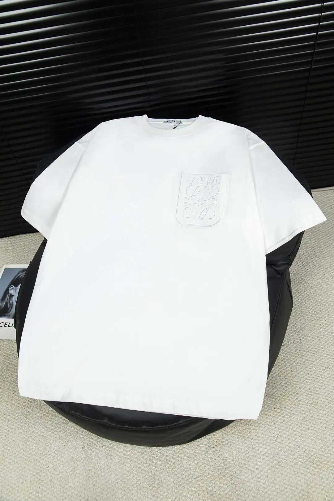 LOEWE T-shirt Pocket Embroidery logo round Neck Short Sleeve25ss New pure cotton T Unisex T-Shirt OS Drop Shoulder Loose Fit Base Shirt Top T-Shirt Short Sleeve