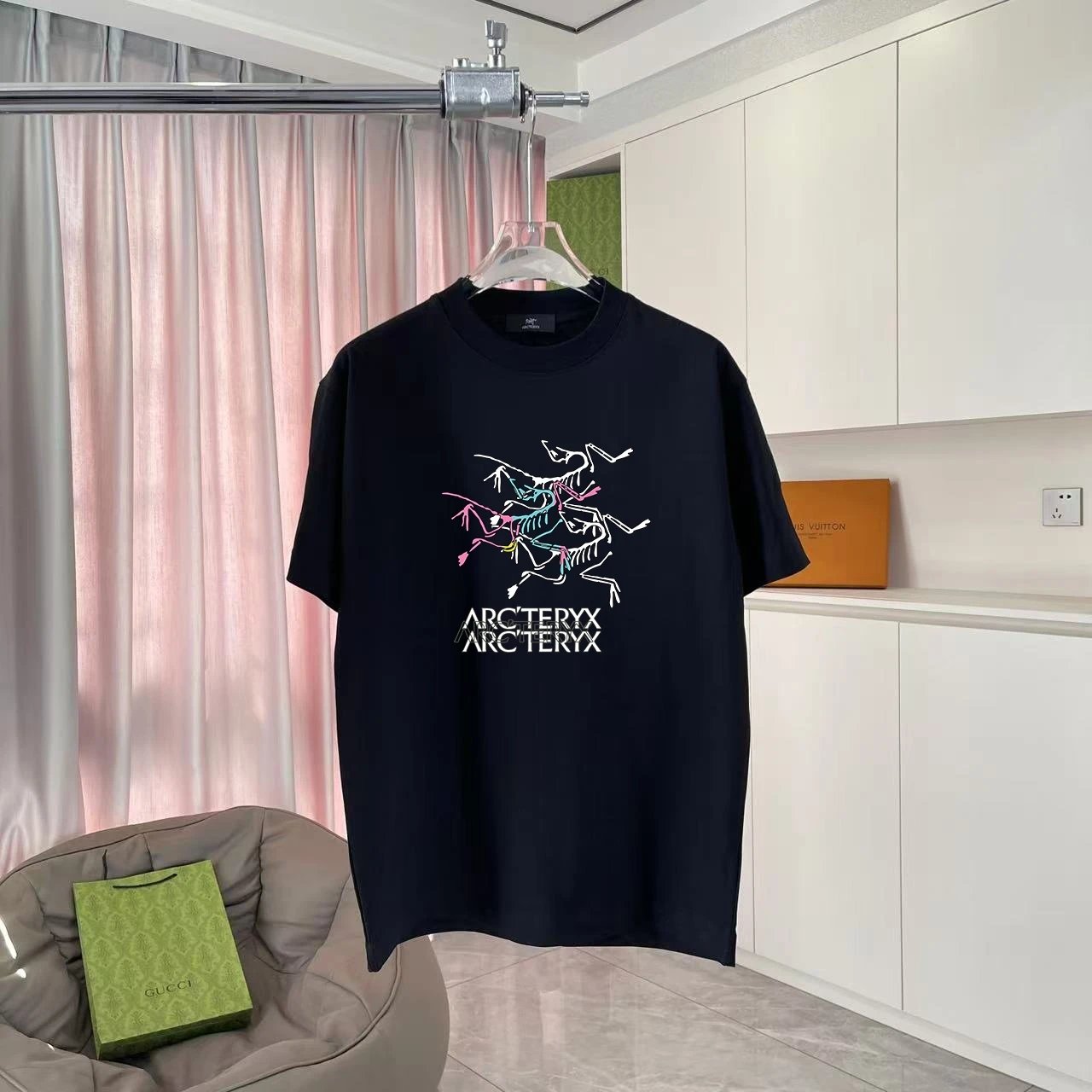 Arc'teryx T-shirt Three Birds Pattern Print on the Chest logo round Neck Short Sleeve25ss New Pure Cotton Unisex Style T T-shirt OS Loose Fit Base Shirt Top Half Sleeve T-Shirt