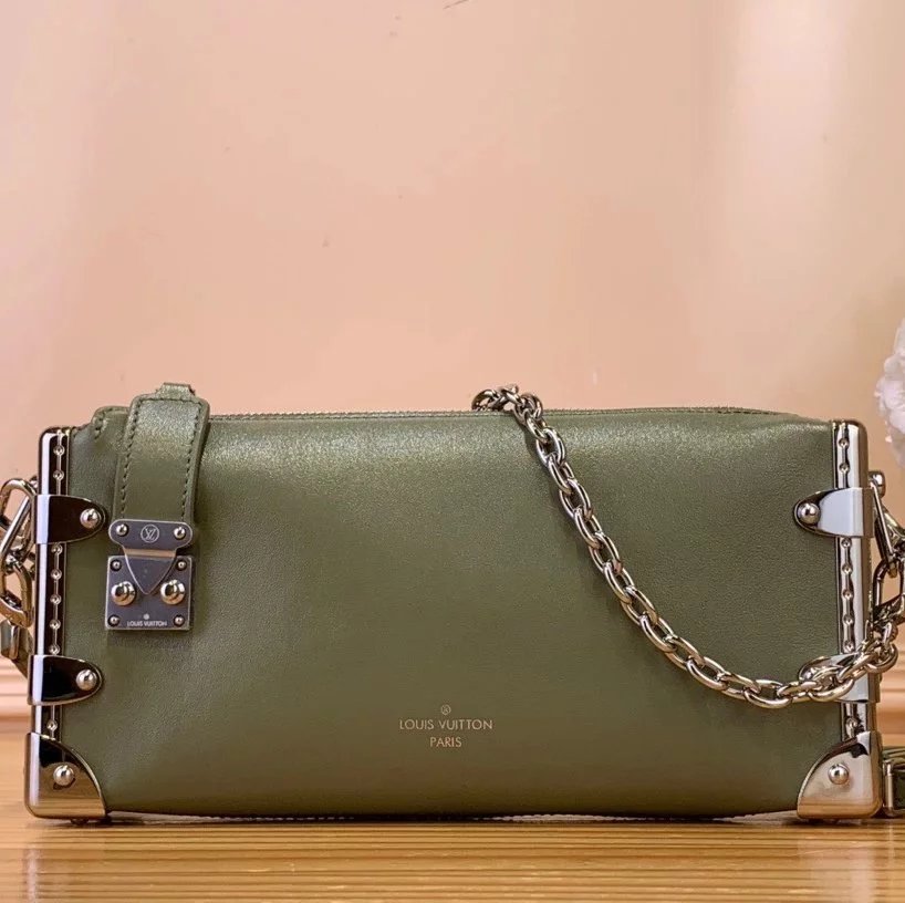 Louis Vuitton LV Women's Bag Top version 【SLIMTRUNK Handbag】24New Model Style Twist Lock Bag M25445Soft Cowhide lock Lock Rock Style Chain Bag