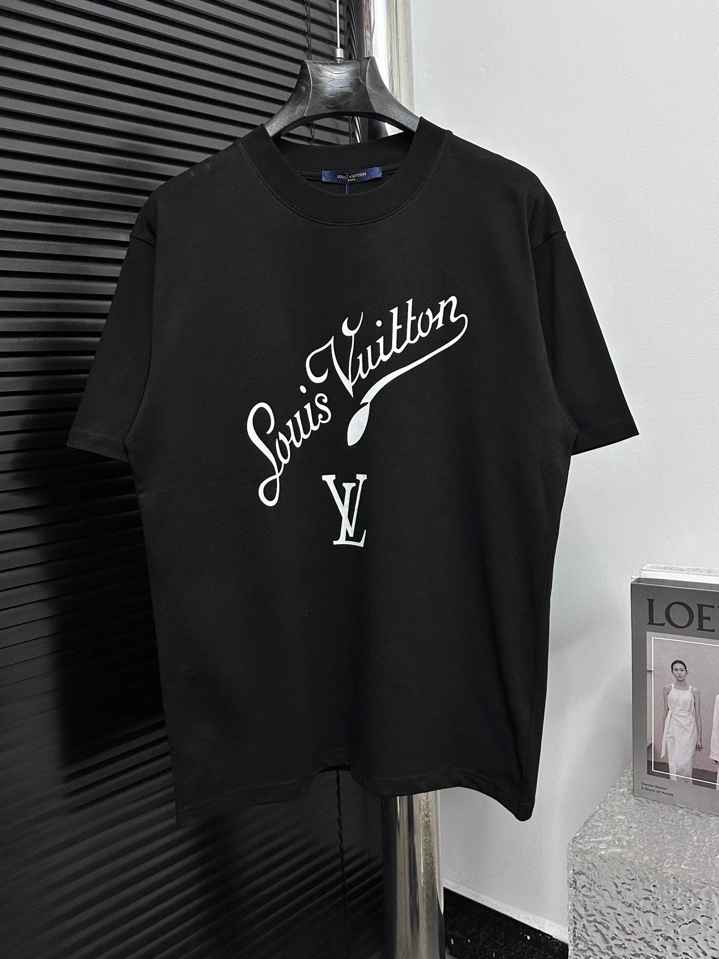 Louis Vuitton LV T-shirt Chest Letter Print logo round Neck Short Sleeve25ss New Pure Cotton Unisex Style T T-shirt OS Loose Fit Base Shirt Top Half Sleeve T-Shirt
