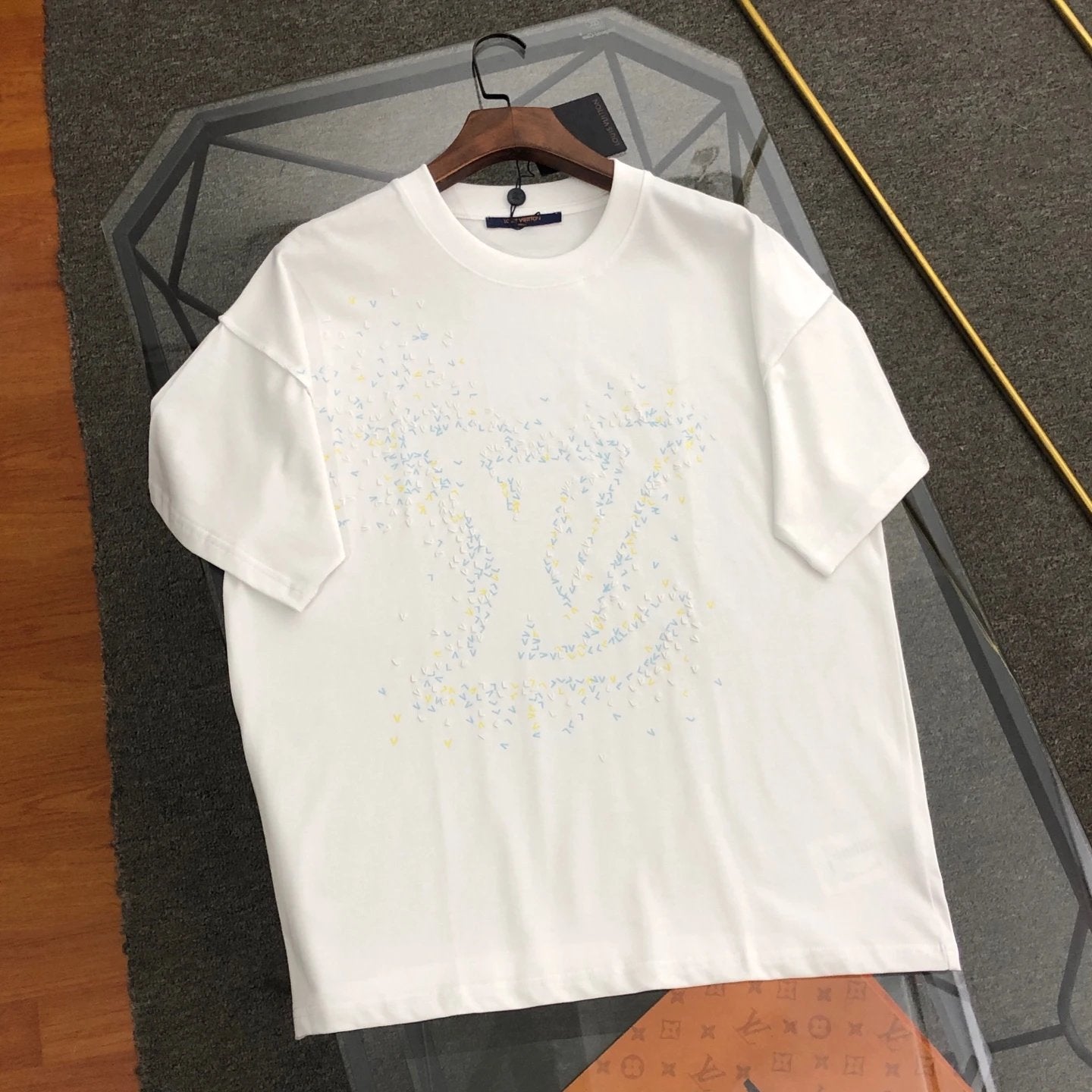 Louis Vuitton LV T-shirt Chest Small Letters Patchwork Large Print logo round Neck Short Sleeve25ss New Pure Cotton Unisex Style T T-shirt OS Loose Fit Base Shirt Half Sleeve T-Shirt Top Half Sleeve