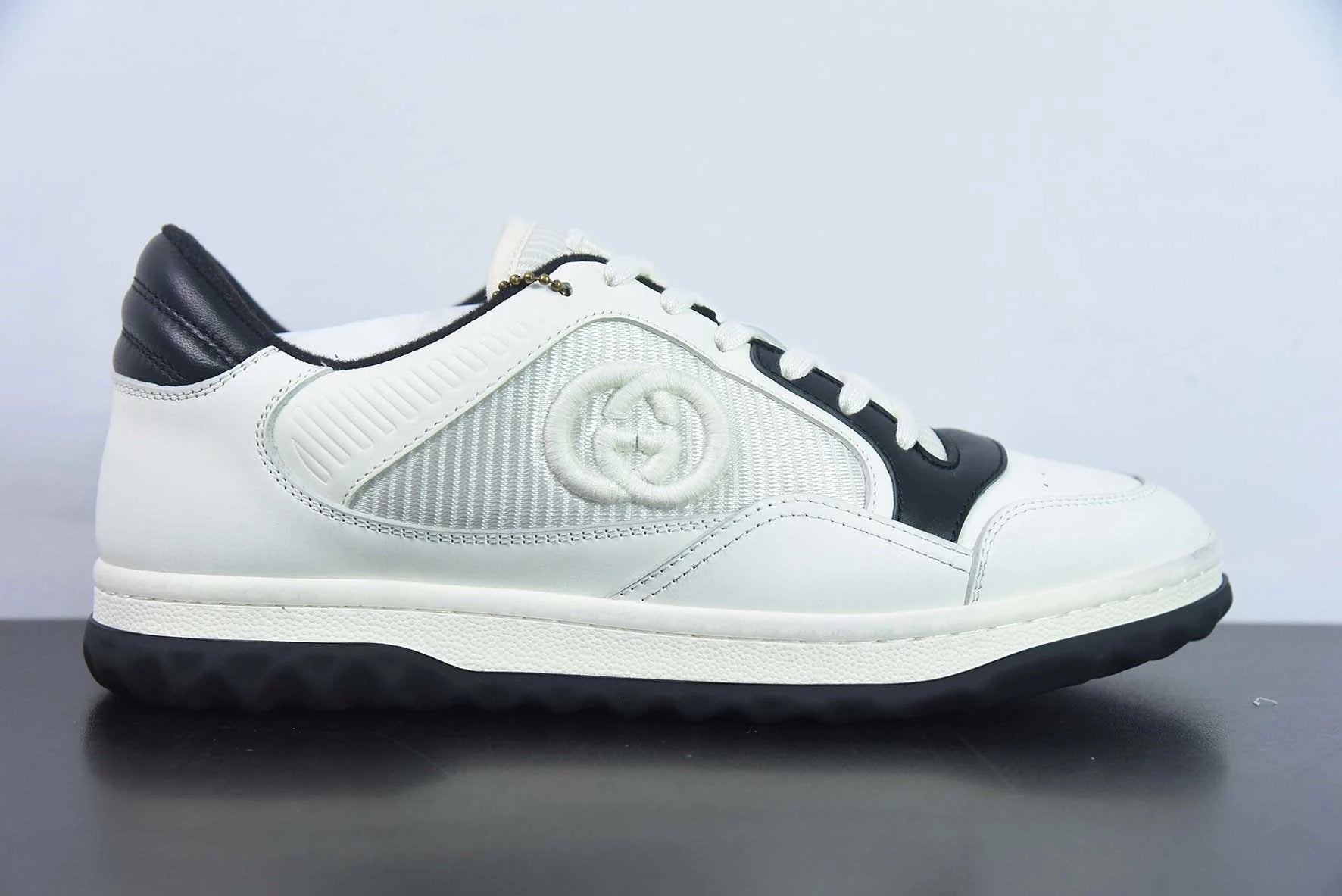 Gucci Shoes Leather Fabric Low-Top Lace-up Fashion Sneakers Black White Black Rice Brown White Green Blue White White Red Silver Pink White Creamy-white Retro Casual Shoes Sneaker Same Style for Men and Women