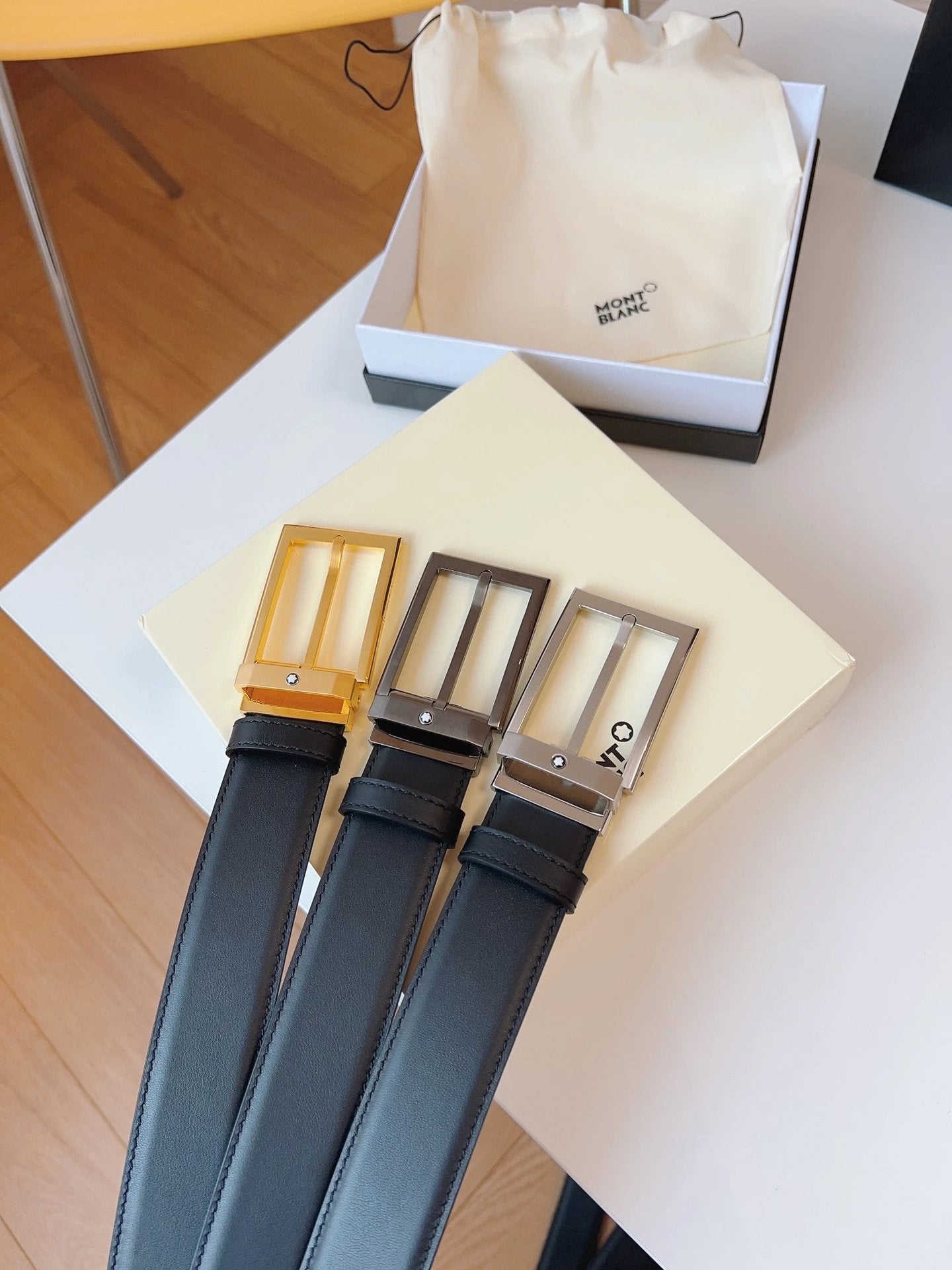 Montblanc Belt Top version Business Casual Belt Belt High Quality Double-Sided Head Layer Cowhide with Steel Buckle Men's Leather Belt Fashion All-Match Business Belt Double-Sided Available3.5