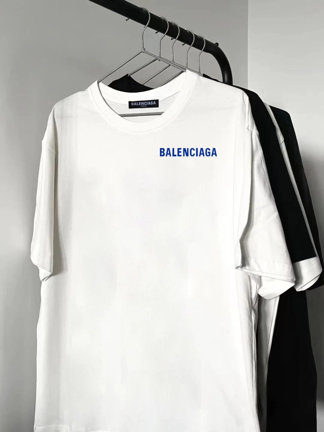 Balenciaga T-shirt Two-tone Large Logo Print logo round Neck Short Sleeve25ss New Pure Cotton Unisex Style T T-shirt OS Loose Fit Base Shirt Half Sleeve T-Shirt Top Half Sleeve