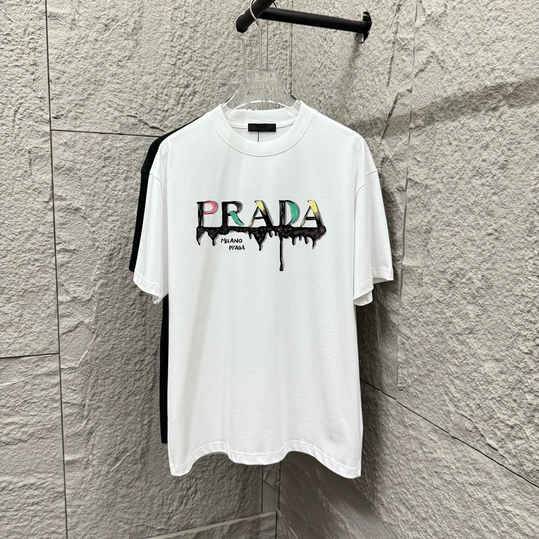 PRADA T-shirt Unique Graffiti Letter Print on Chest logo round Neck Short Sleeve25ss New Pure Cotton Unisex Style T T-shirt OS Loose Fit Base Shirt Half Sleeve T-Shirt Top Half Sleeve