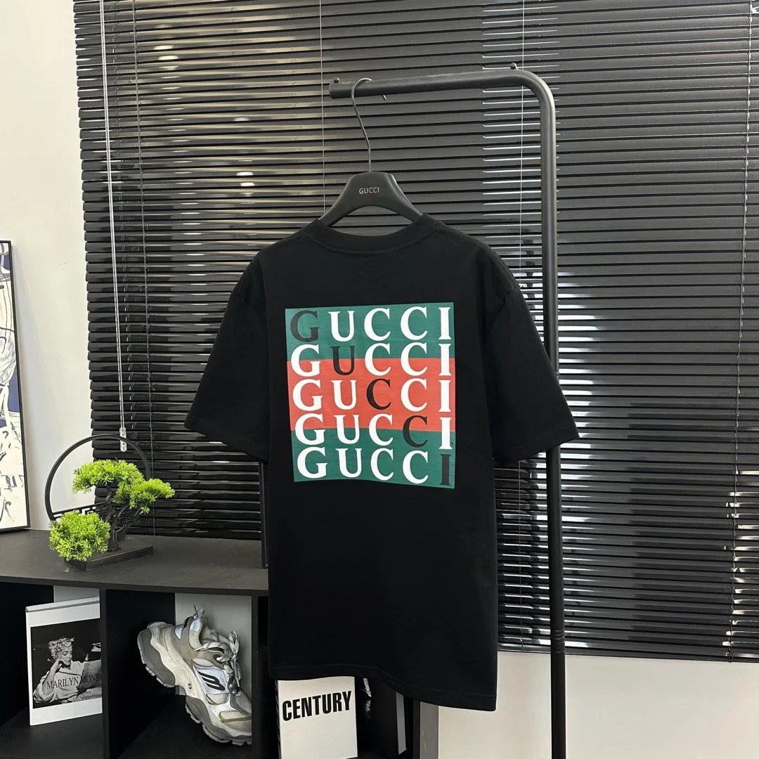 Gucci T-shirt Front and Back Print with Illusion Letters on Chest logo round Neck Short Sleeve25ss New Pure Cotton Unisex Style T T-shirt OS Loose Fit Base Shirt Top Half Sleeve T-Shirt