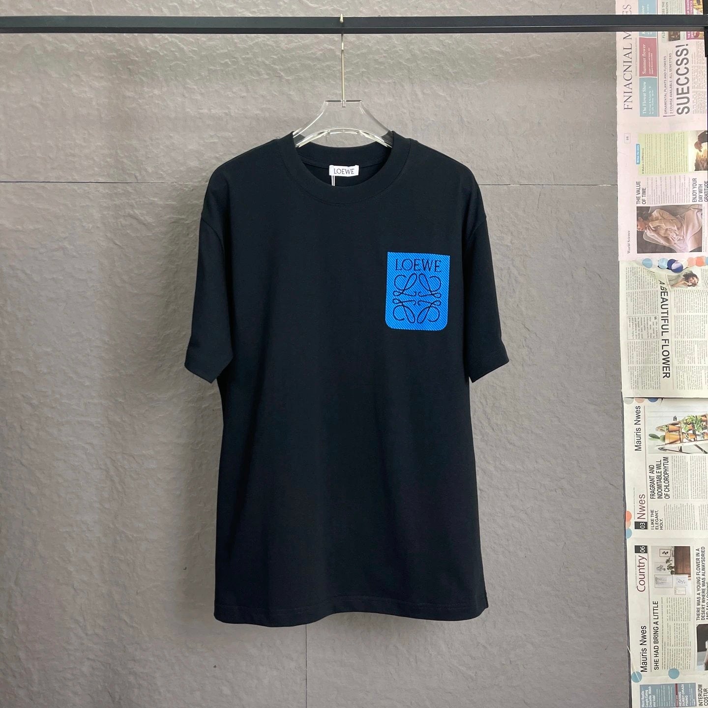 LOEWE T-shirt Chest Patch Embroidery logo round Neck Short Sleeve25ss New pure cotton T Unisex T-Shirt OS Loose Fit Base Shirt Top Half Sleeve T-Shirt