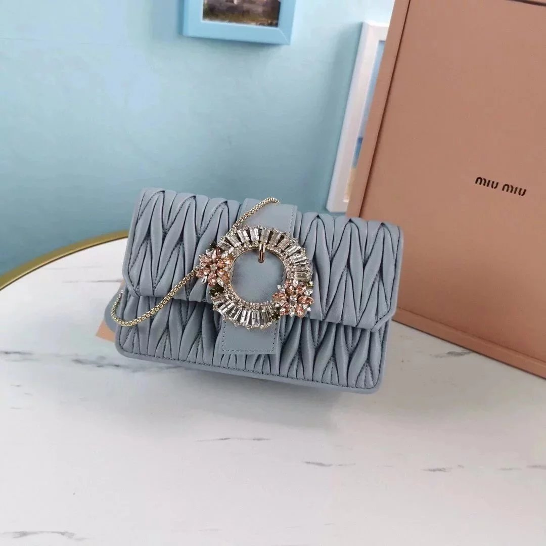 Miu Miu Bag Top version 【Pure Original Single Factory Production】2021New Ladies Matelasse Lamb Leather Bag Crystal Beaded Ring Little Daisy Drill Buckle Bag Shoulder Bag Crossbody Bag Chain Bag18cm5BH095