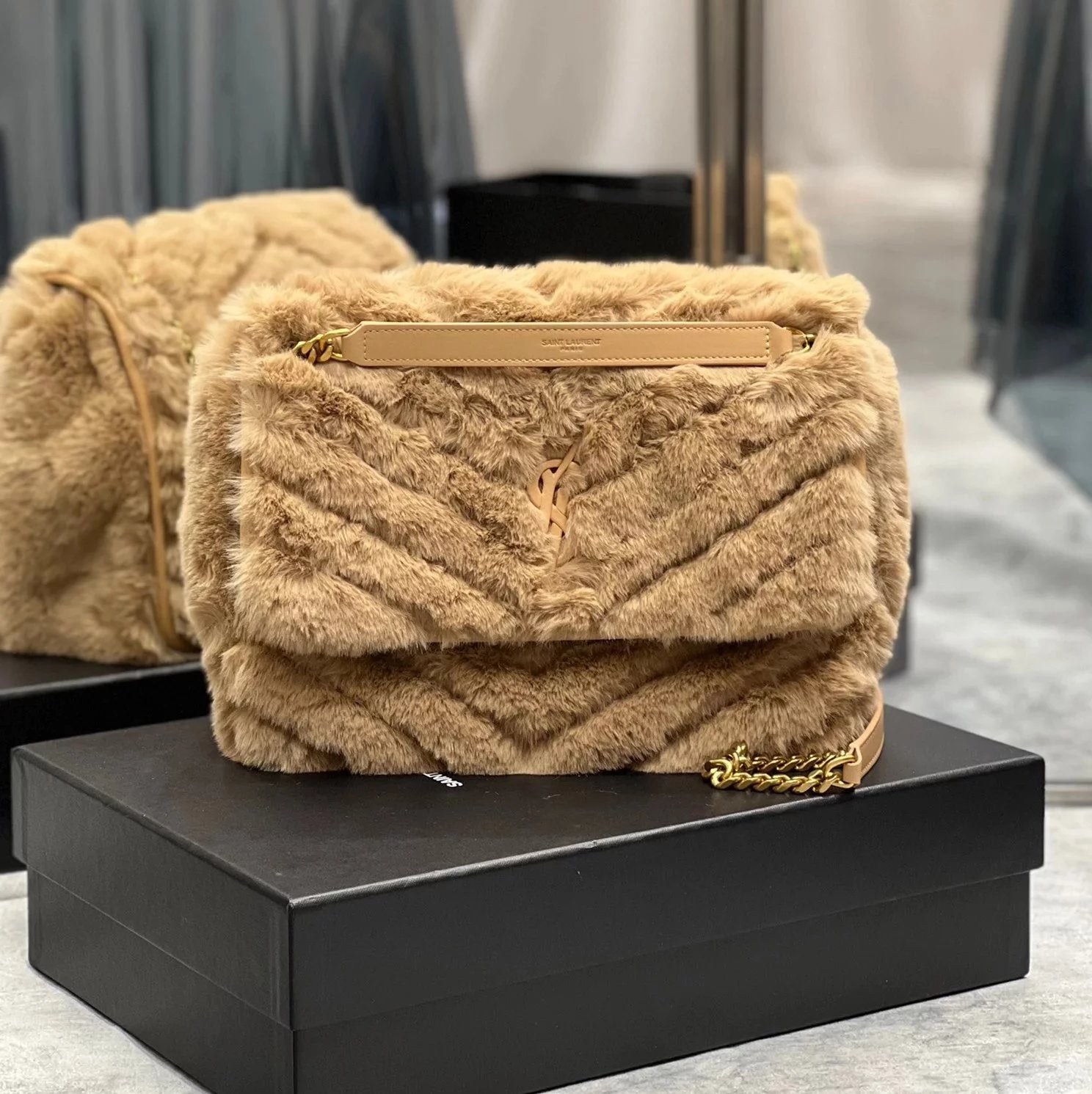 YSL Women's Bag Top version 【Original Factory】23Autumn and Winter New Niki Series Rabbit Fur Bag niki Messenger Bag Hobo Bag Shoulder Bag Messenger Bag Yang Shulin New Rabbit Fur with Cowhide Niki Genuine Leather Women's Bag Medium28cm498894