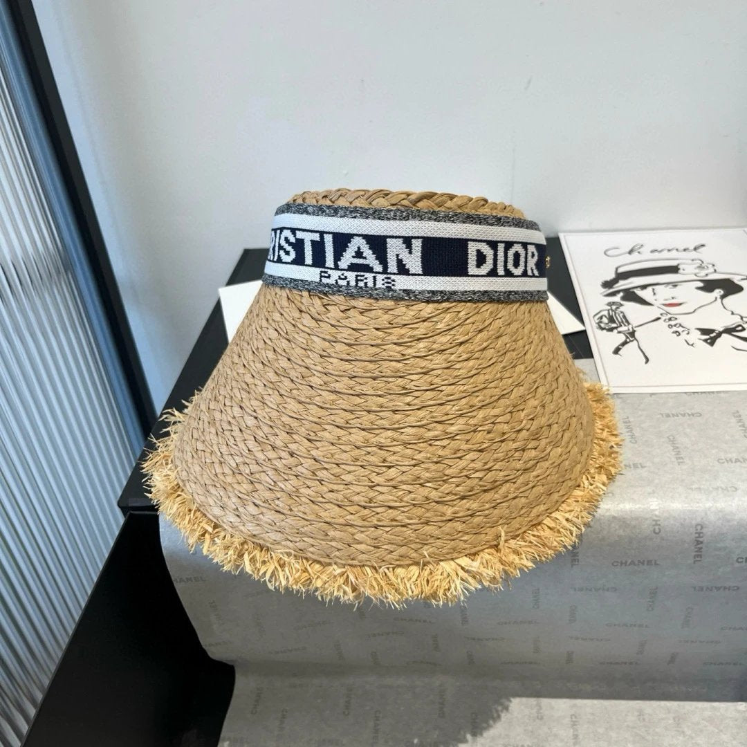 Dior Hat Brand Logo logo Baseball Cap Sun Hat Sun Protection Duckbill Cap Unisex Couple Style Large Head Circumference Slimming Face Curved Brim Versatile Sports Hat