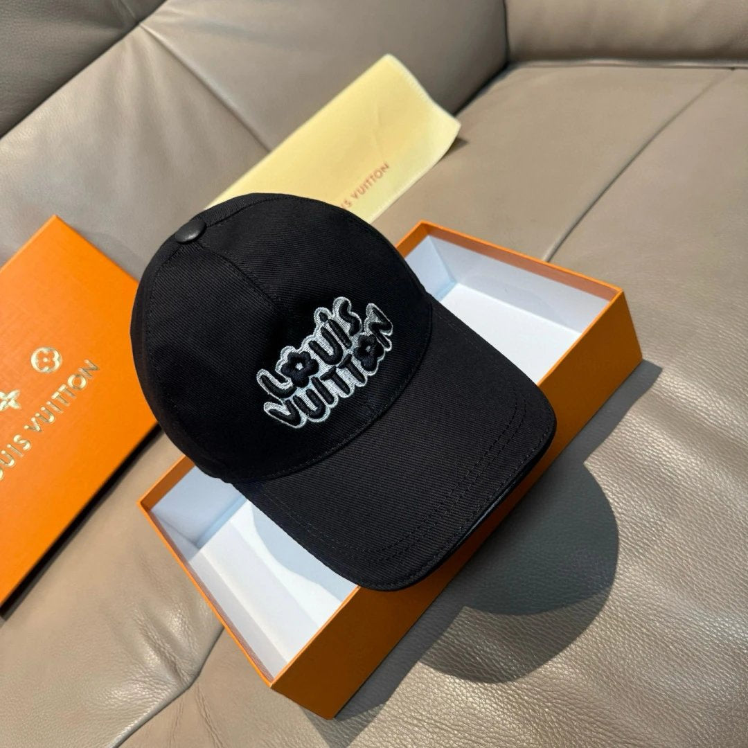 Louis Vuitton LV Hat Letter Embroidery logo Baseball Cap Sunshade Sun Protection Duckbill Cap Slimming Face Curved Brim Versatile Large Head Circumference Sports Hat Unisex Couple Style