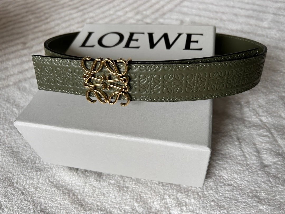 LOEWE Belt Top version Original Sample Women's Clothes Original Order Belt Width3.2cm Genuine Goods Quality Counter Full Set of Packaging Selected Imported First Layer Calfskin Leather Feel Comparable to Genuine Goods Boutique Letter Buckle Official Net S