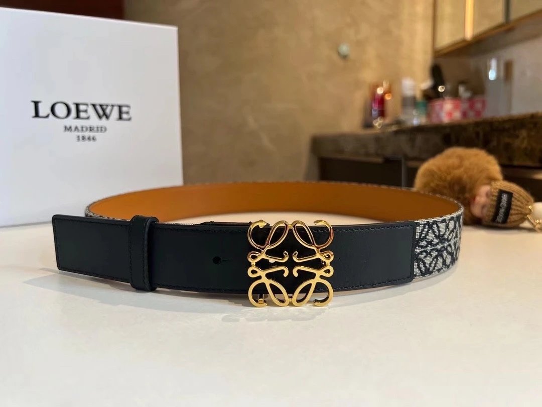 LOEWE Belt Top version 【Original Order】Women's Original New Style White Cream Gentle Belt3.0cm Boutique Letter Buckle Official Network Synchronization New Selected Imported First Layer Calfskin New Versatile Detail Line Ladies Belt Counter New Waist Belt