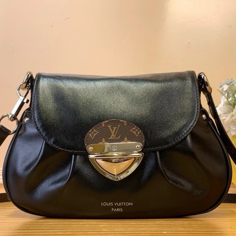 Louis Vuitton LV Women's Bag Top version ￼【All-Steel Hardware MB Tax-Free Version】Dynamic Chip Super Exclusive Real Shot2024New SunsetVibe Handbag M12192Sheepskin Black Warrior Yuanbao Bag Shoulder Bag Messenger Bag Women's Bag Black Bag Mortise Lock Seri
