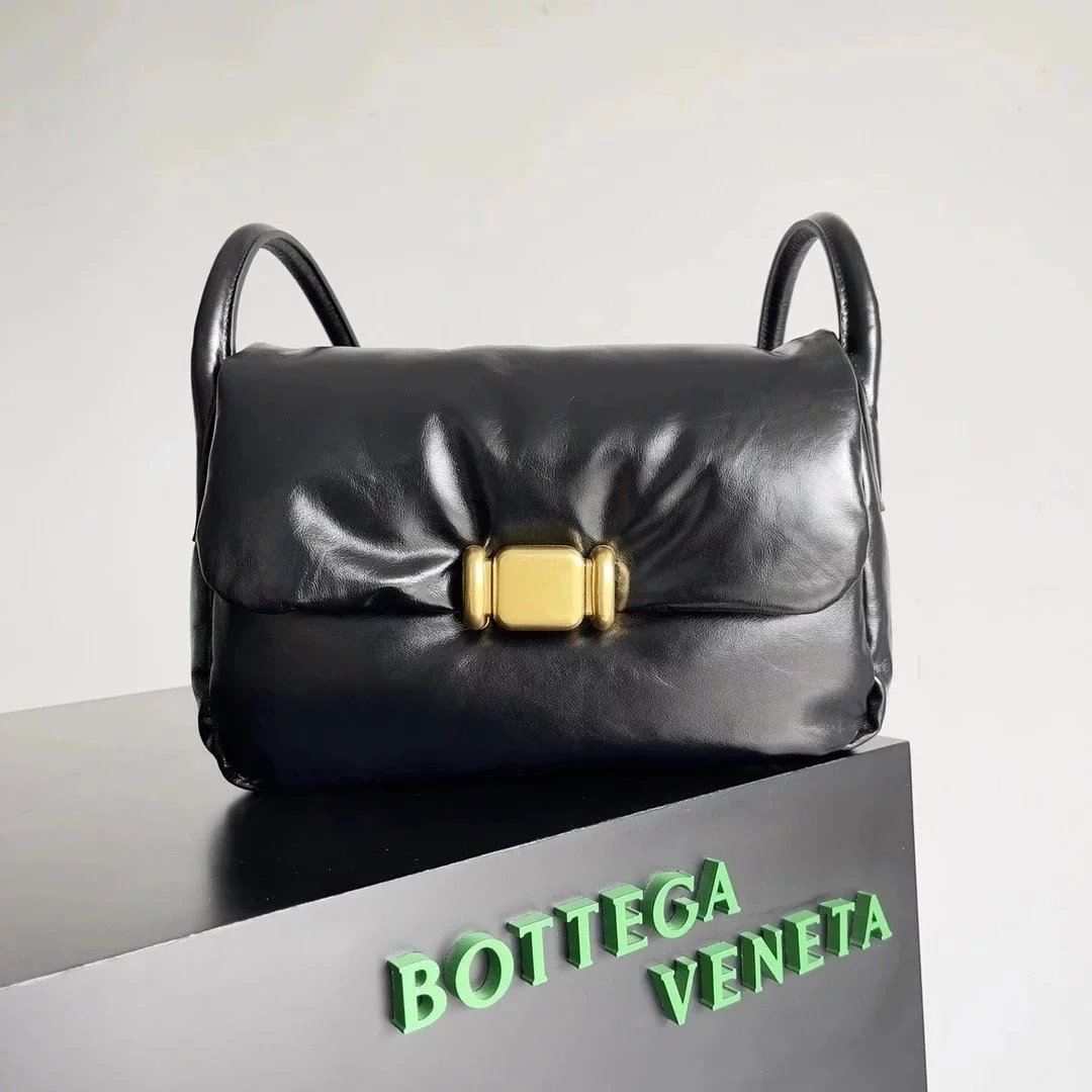 Bottega Veneta Women's Bag Top version 【Super Original Leather】BOTTEGAVENETA2023New pad Pillow Bag Messenger Bag Shoulder Bag New Retro Hardware Original Oil Wax Leather New Women's Bag