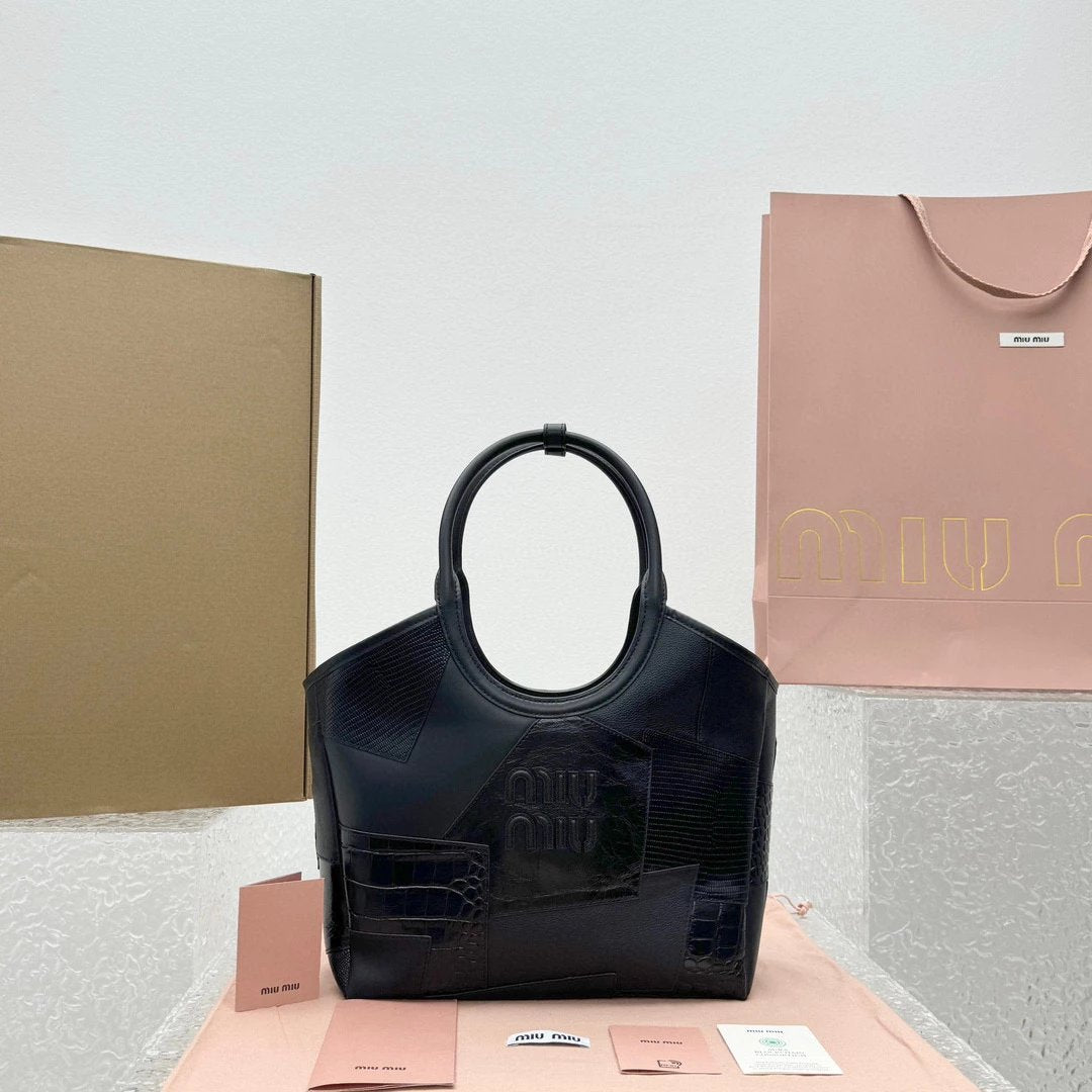 Miu Miu Bag Top version 【Super Original Leather】24ss Show Style Leather Patchwork Briefcase Patch Portable Travel Bag Men's and Women's Bags5BB117Stitching Patch Briefcase Men's Handbag New Isidan Limited Leather Patchwork Tote Bag Patch Tote Bag Backpack